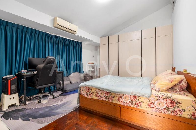 6 Bed Corner Terrace (Landed) for Sale in  Bukit Timah Road - Image 2